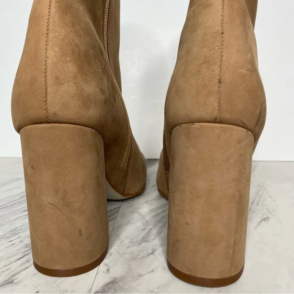 Steve Madden Lourde Tan Nubuck Bootie 8M